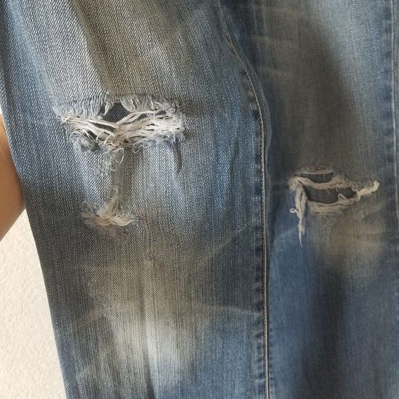 ABERCROMBIE & FITCH DISTRESSED MADISON FLARE JEANS size 25W x 31L - Picture 5 of 7